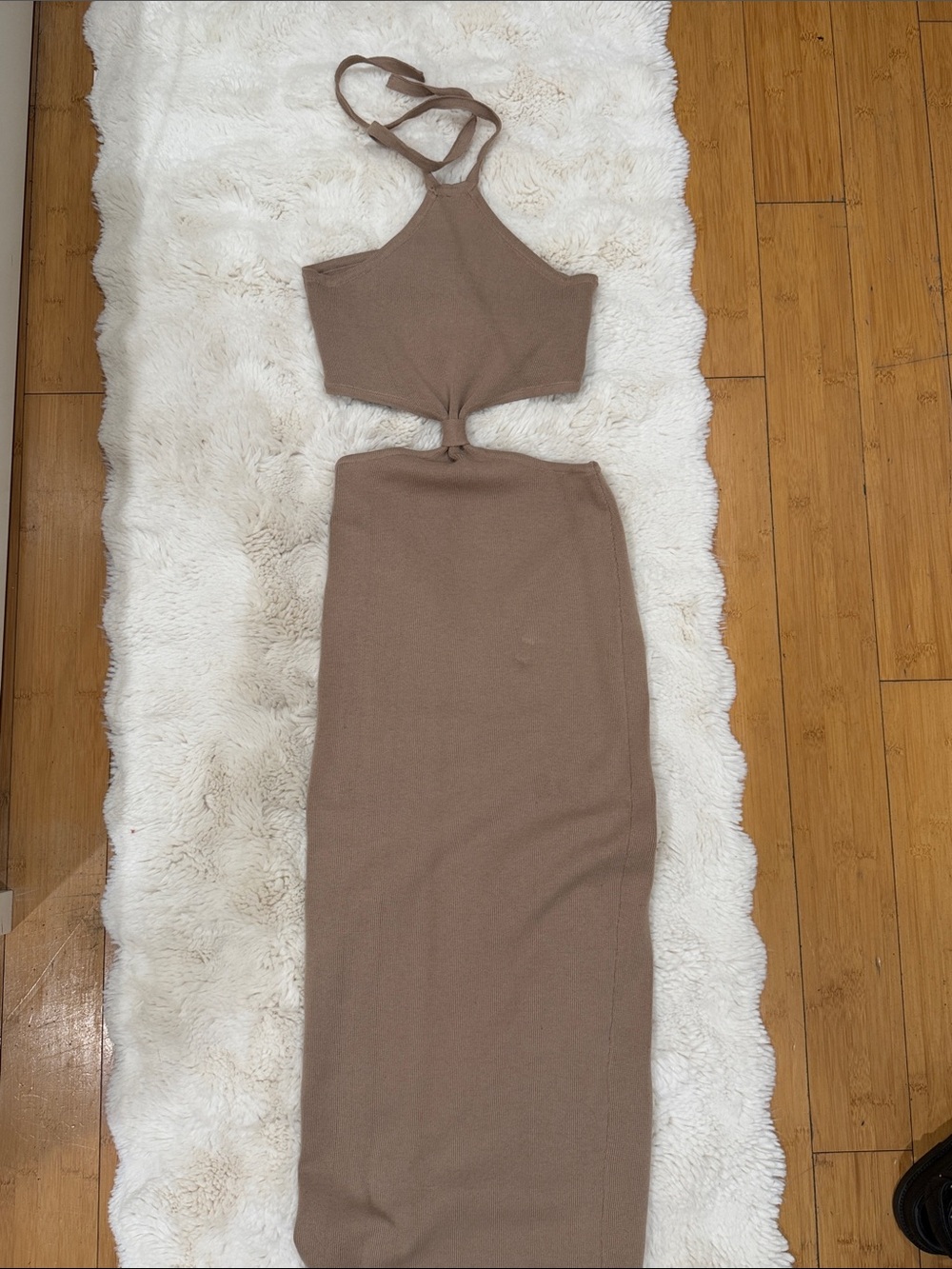 Windsor Sleeveless Cutout Sheath Dress in Taupe
